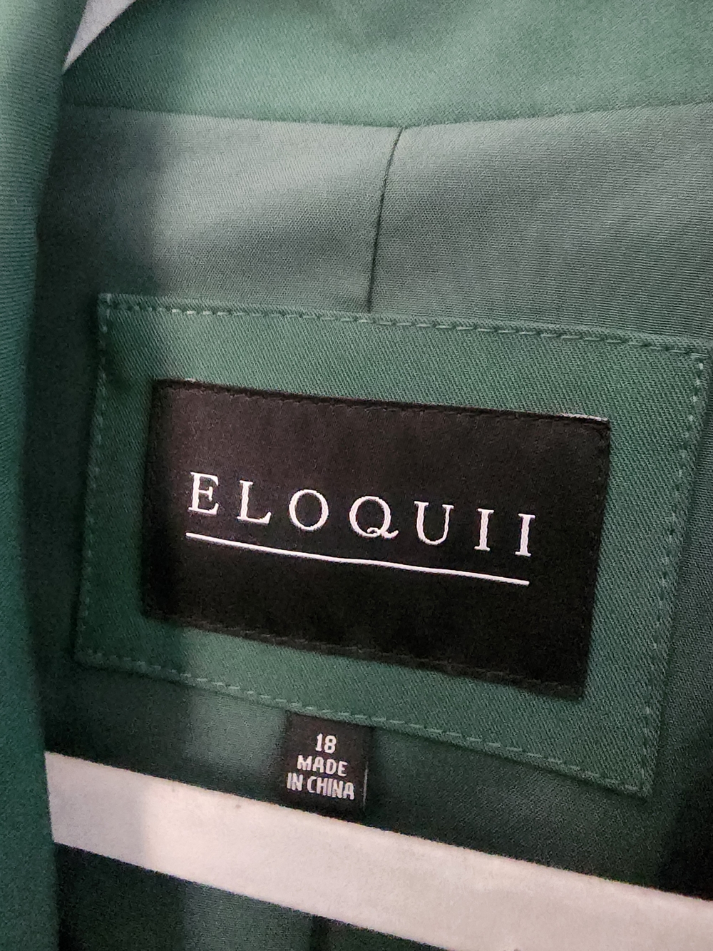 Eloquii Emerald Green Wrap Blazer with Self-Tie Waist - Picture 3 of 4